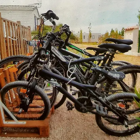 Campsite Mobil Home, Jacuzzi, Velos, Barbecue Et Et A 300m Hyeres