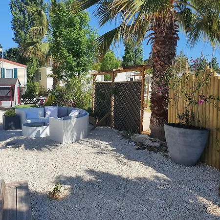 Mobil Home, Jacuzzi, Vélos, Barbecue Et Et à 300m Hyères